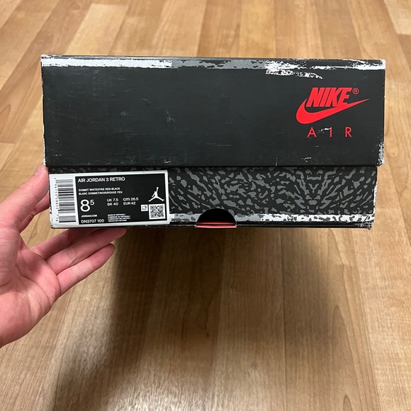 NEW Air Jordan 3 White Cement Reimagined 8.5M/10W - Picture 9 of 11